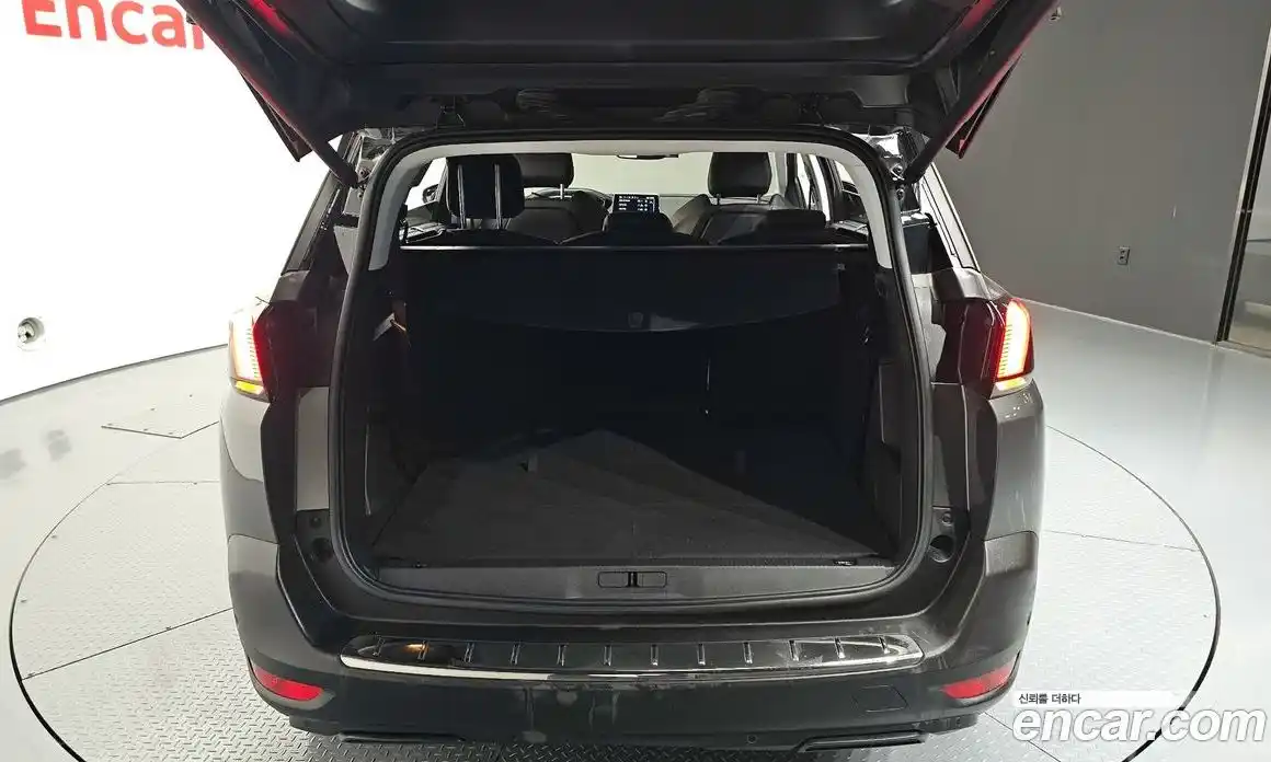 Peugeot 5008 2019 1.5 гидро в Москве, фото 27