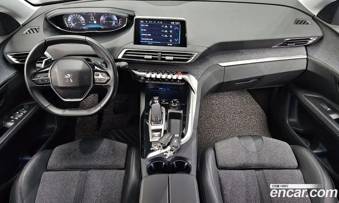Peugeot 5008 2019 1.5 гидро в Москве, фото 10