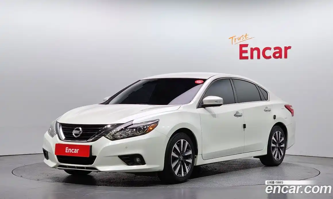 Nissan Altima 2017 2.5 гидро в Москве № 2134348, фото 1