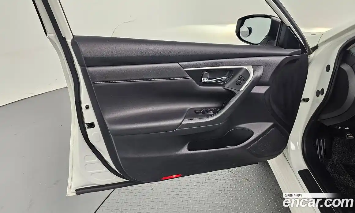 Nissan Altima 2017 2.5 гидро в Москве № 2134348, фото 14