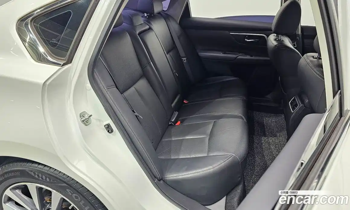 Nissan Altima 2017 2.5 гидро в Москве № 2134348, фото 17