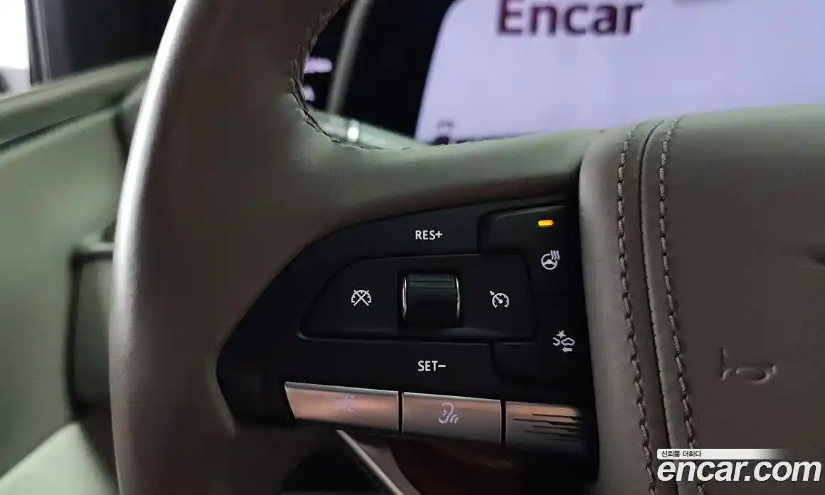 Cadillac Escalade 2022 6.2 гидро в Москве № 2134430, фото 21