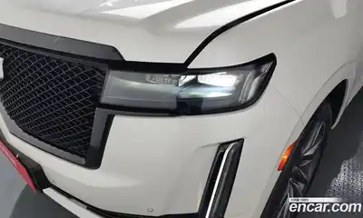 Cadillac Escalade 2022 6.2 гидро в Москве № 2134430, миниатюра 8