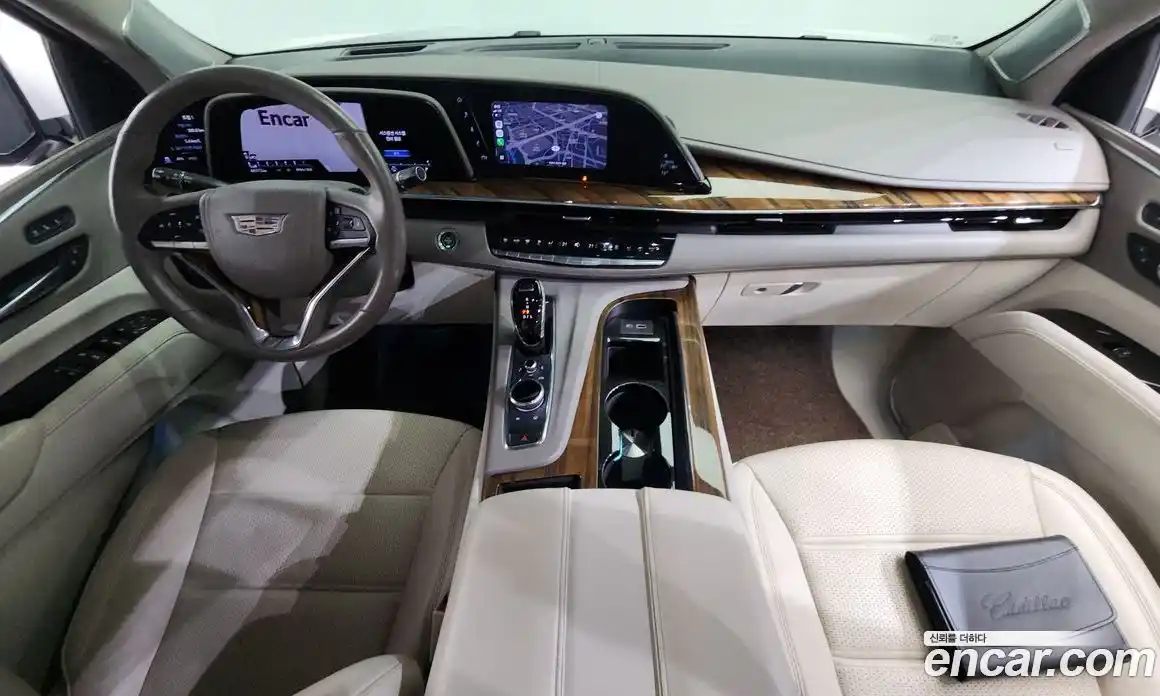Cadillac Escalade 2022 6.2 гидро в Москве № 2134430, фото 10