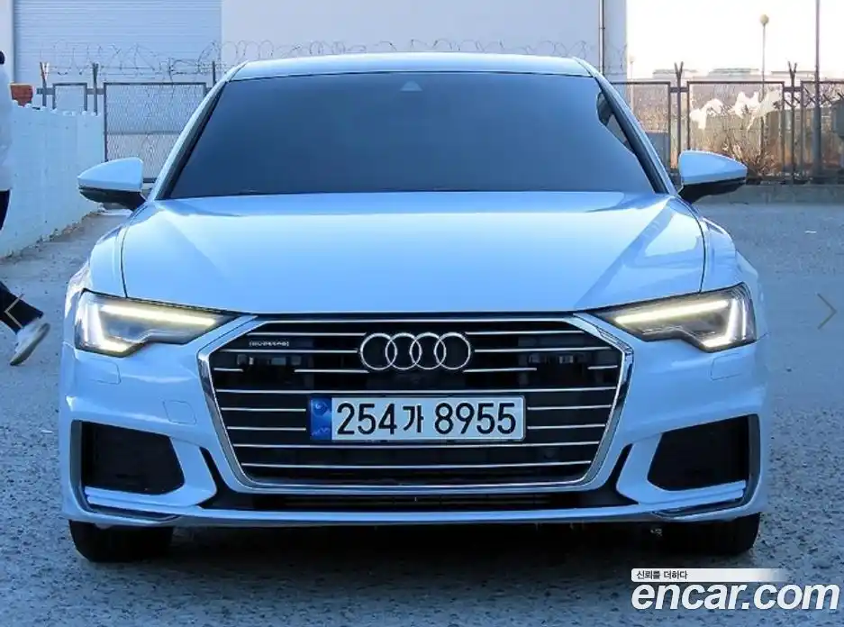 Audi A6 2020 2.0 гидро в Москве, фото 1