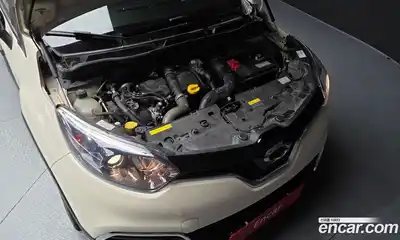 Renault QM3 2015 1.5 гидро в Москве № 106739, миниатюра 6