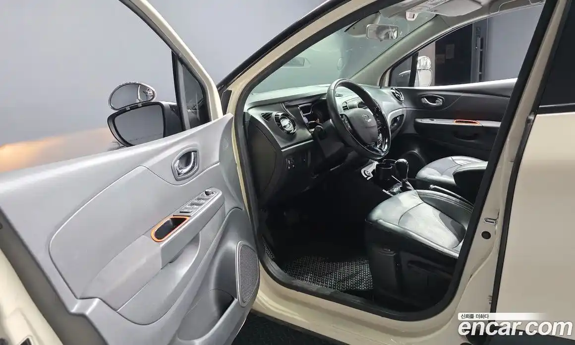 Renault QM3 2015 1.5 гидро в Москве № 106739, фото 10