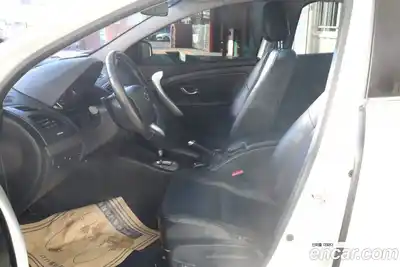 Renault SM3 2009 1.6 гидро в Москве № 1191970, миниатюра 7