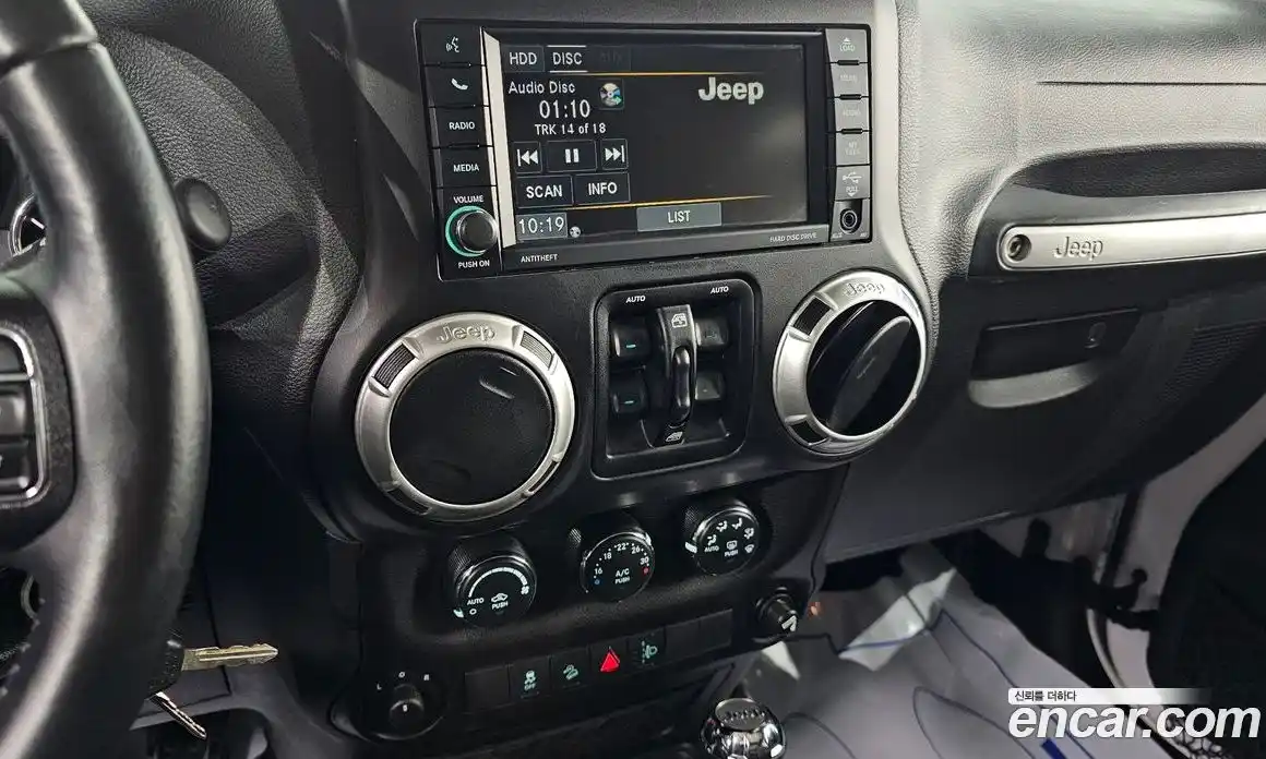Jeep Wrangler 2016 3.6 гидро в Москве, фото 15