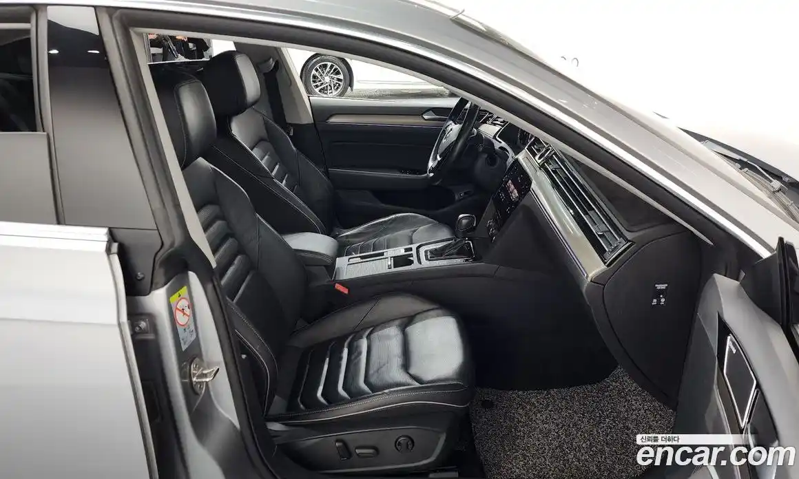 Volkswagen Arteon 2020 2.0 гидро в Москве № 199131, фото 11