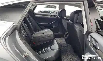 Volkswagen Arteon 2020 2.0 гидро в Москве № 199131, миниатюра 12