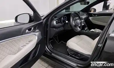 Genesis G70 2023 2.5 гидро в Москве № 2051529, миниатюра 12
