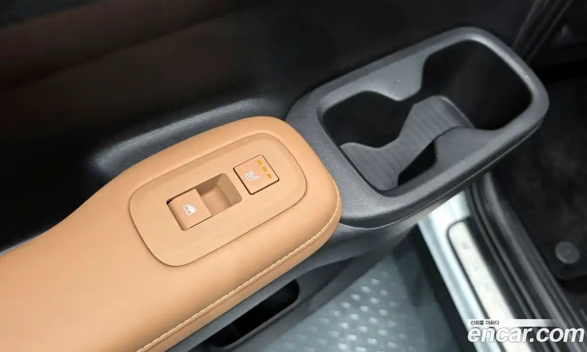 Hyundai Santa Fe 2025 1.6 гидро в Москве, фото 31