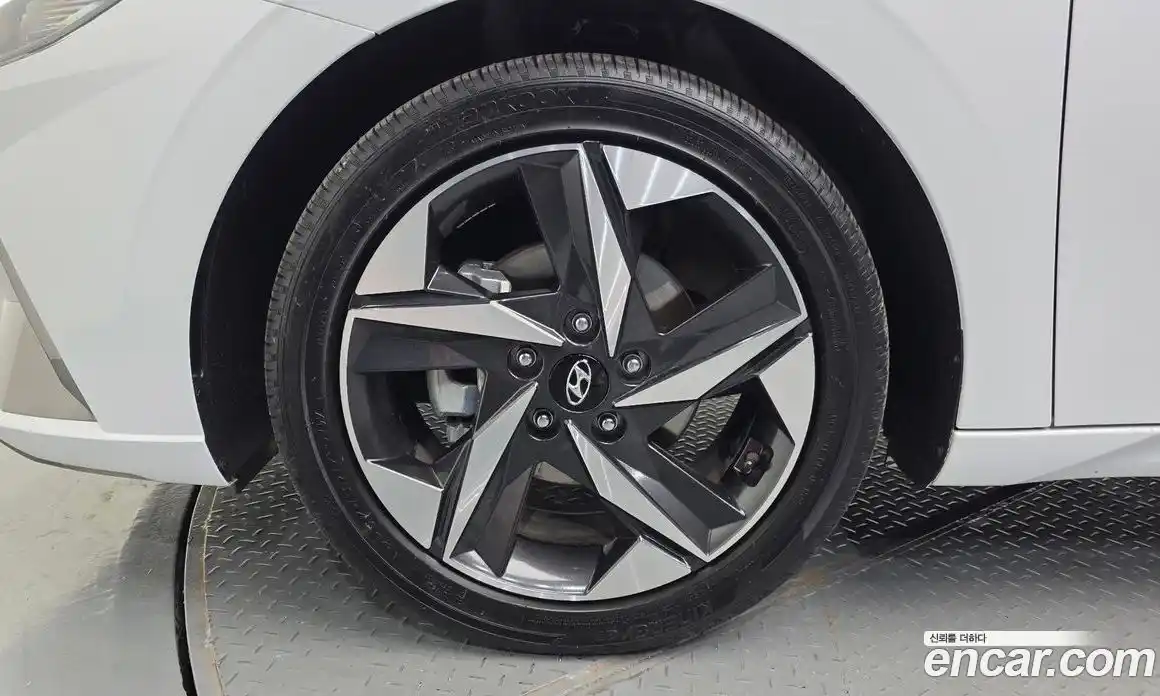 Hyundai Avante 2022 1.6 гидро в Москве, фото 5