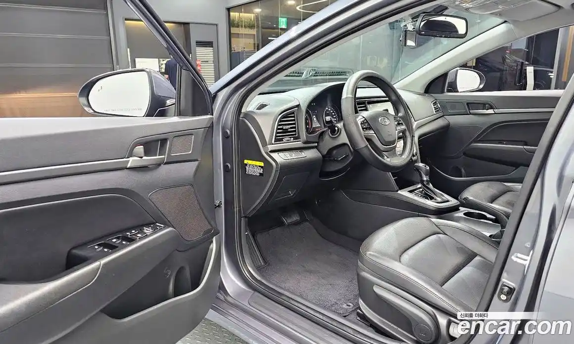 Hyundai Avante 2018 1.6 гидро в Москве № 2123233, фото 13