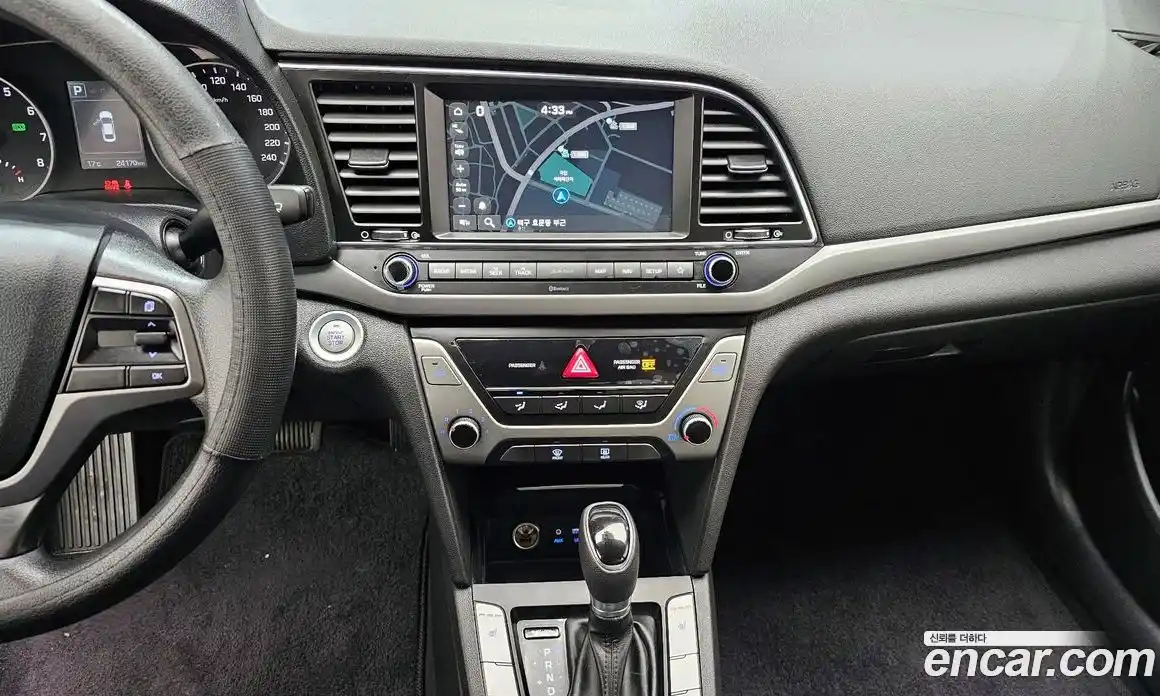 Hyundai Avante 2018 1.6 гидро в Москве № 2123233, фото 20