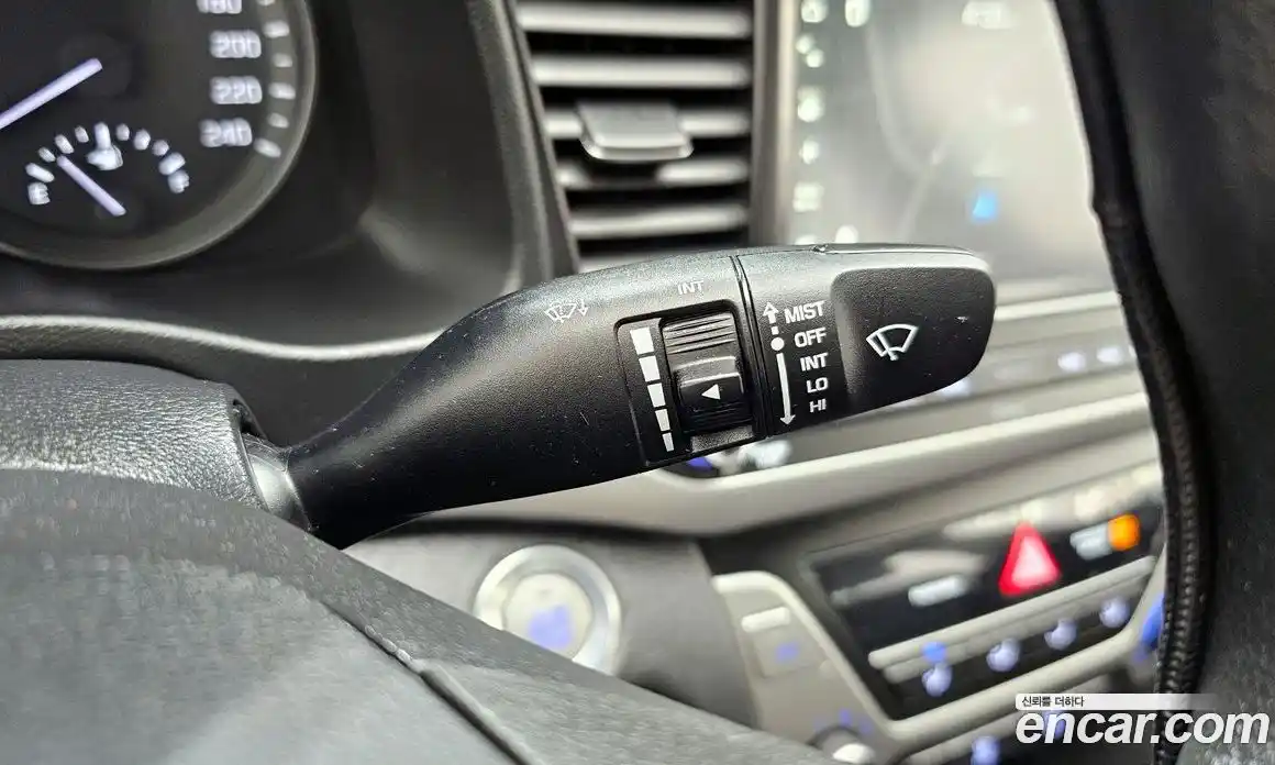 Hyundai Avante 2018 1.6 гидро в Москве № 2123233, фото 24
