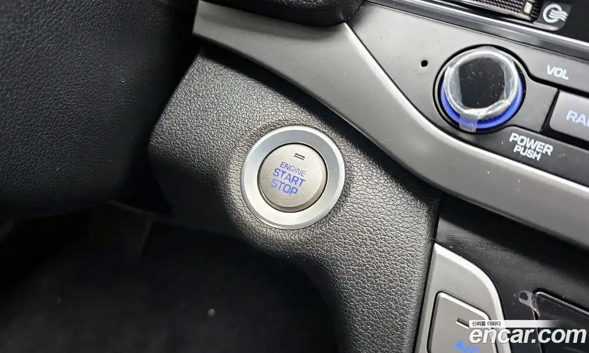 Hyundai Avante 2018 1.6 гидро в Москве № 2123233, фото 26