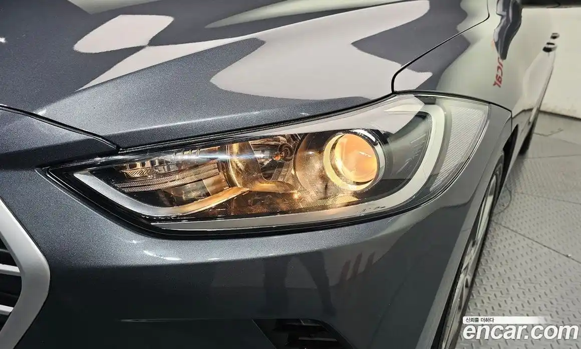 Hyundai Avante 2018 1.6 гидро в Москве № 2123233, фото 8
