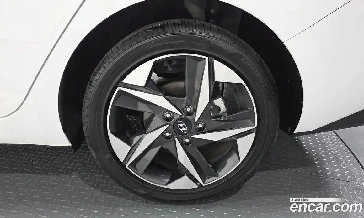 Hyundai Avante 2021 1.6 гидро в Москве № 2123291, фото 7