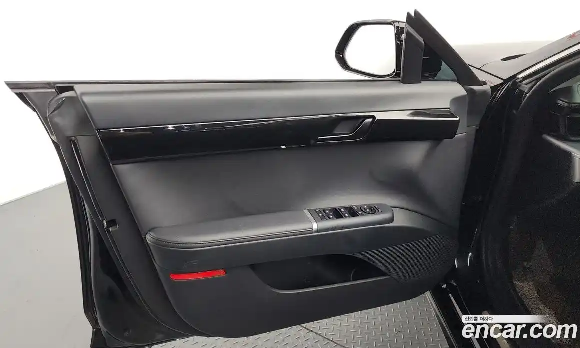 Hyundai Grandeur 2023 2.5 гидро в Москве, фото 14