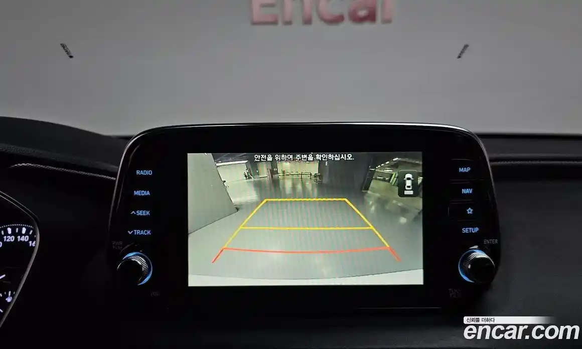 Hyundai Santa Fe 2019 2.0 гидро в Москве, фото 19
