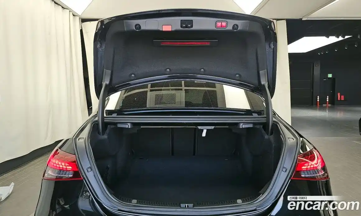 Mercedes-Benz E-Class 2021 2.0 гидро в Москве, фото 26