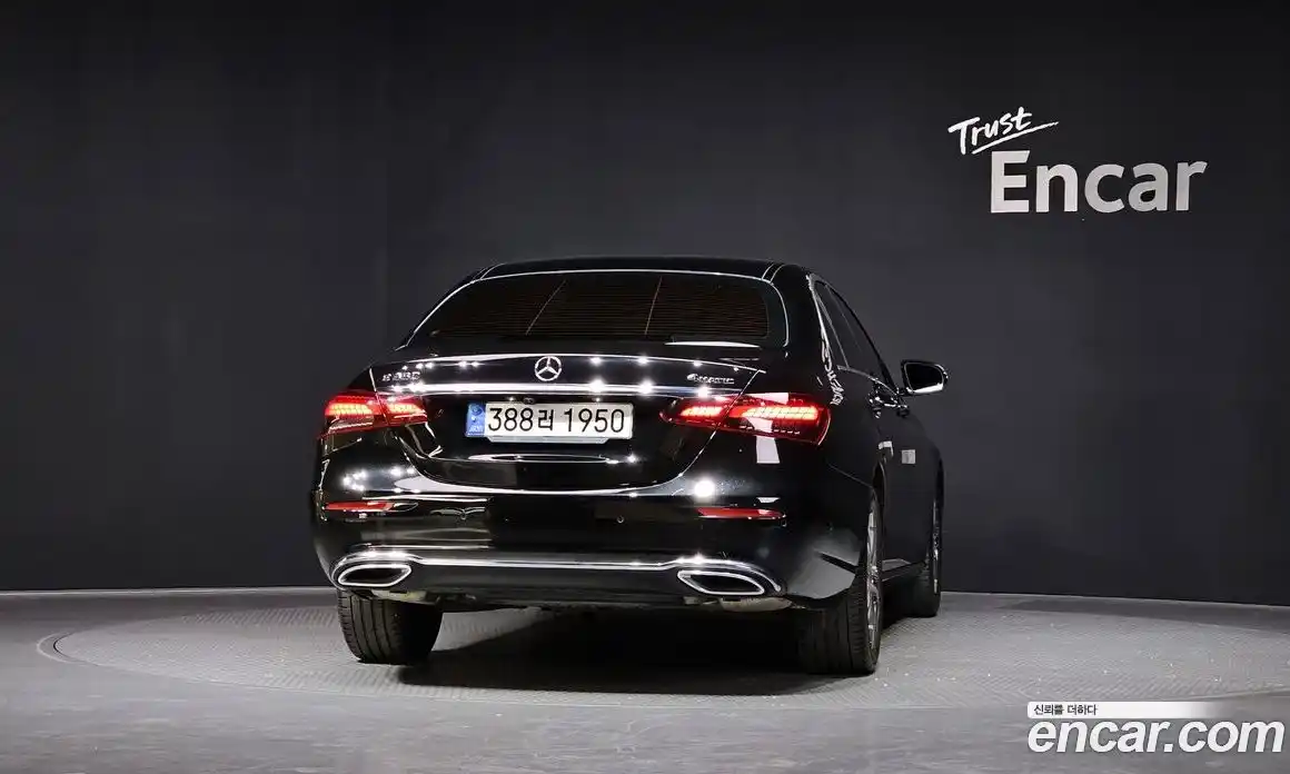 Mercedes-Benz E-Class 2021 2.0 гидро в Москве, фото 4