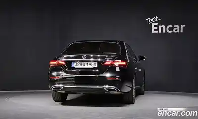 Mercedes-Benz E-Class 2021 2.0 гидро в Москве, миниатюра 4