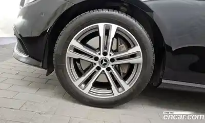 Mercedes-Benz E-Class 2021 2.0 гидро в Москве, миниатюра 5