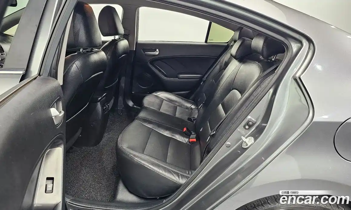 Kia K3 2014 1.6 гидро в Москве, фото 17