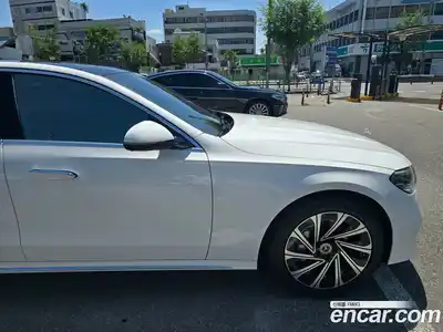 Mercedes-Benz E-Class 2024 2.0 гидро в Москве, миниатюра 2