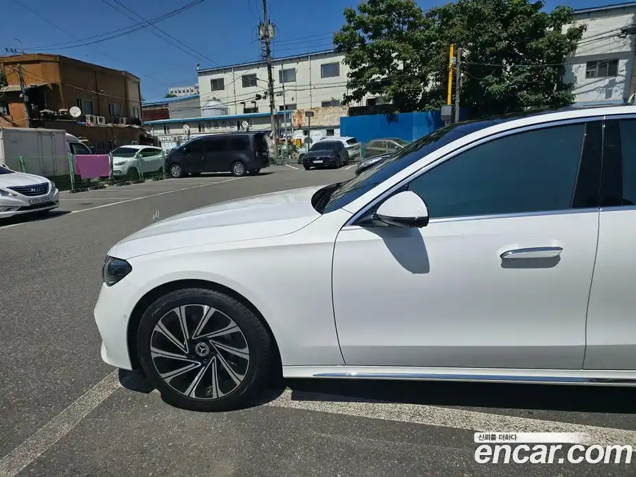 Mercedes-Benz E-Class 2024 2.0 гидро в Москве, фото 6