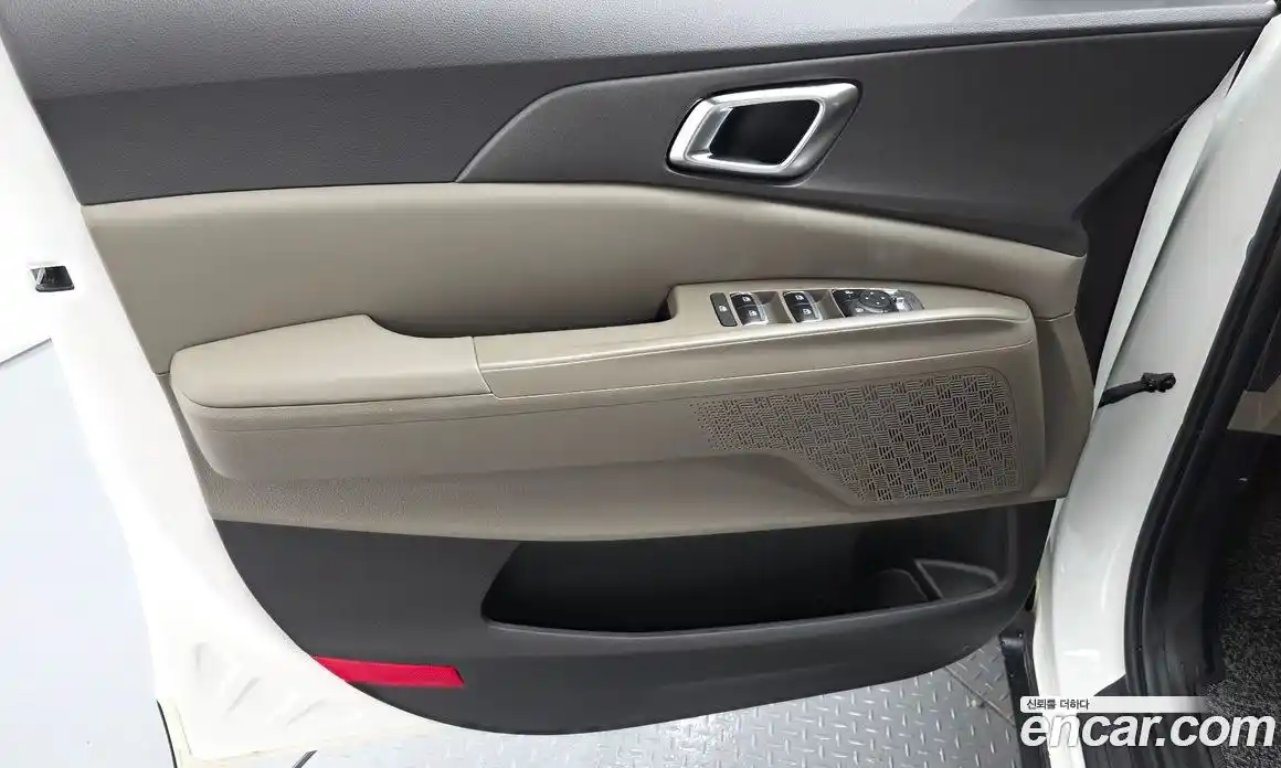 Kia Canival 2024 3.5 гидро в Москве, фото 14
