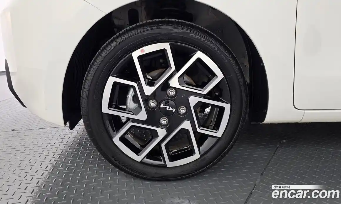 Kia Ray 2023 1.0 гидро в Москве, фото 4