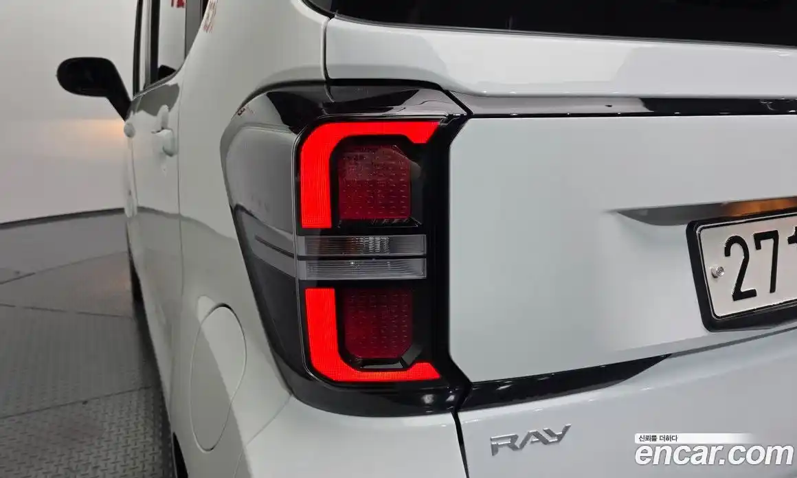 Kia Ray 2023 1.0 гидро в Москве, фото 8