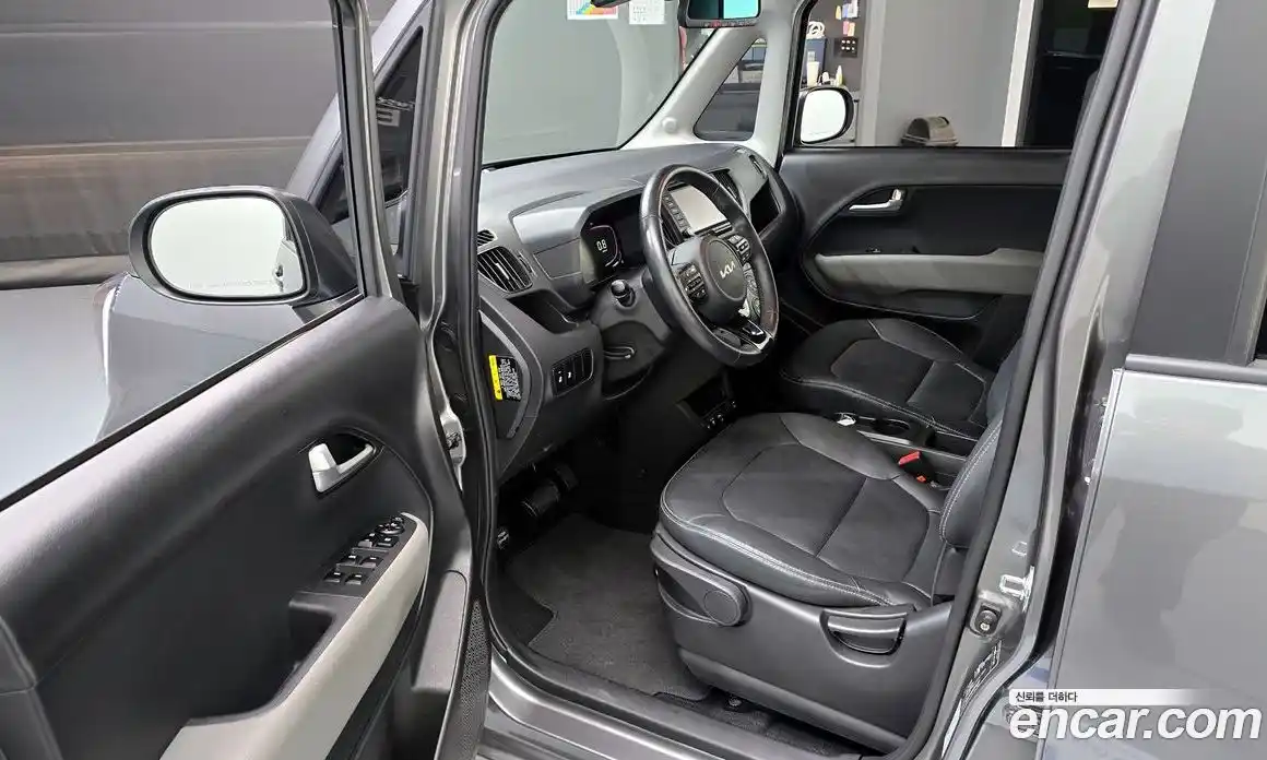 Kia Ray 2023 1.0 гидро в Москве № 2124356, фото 13