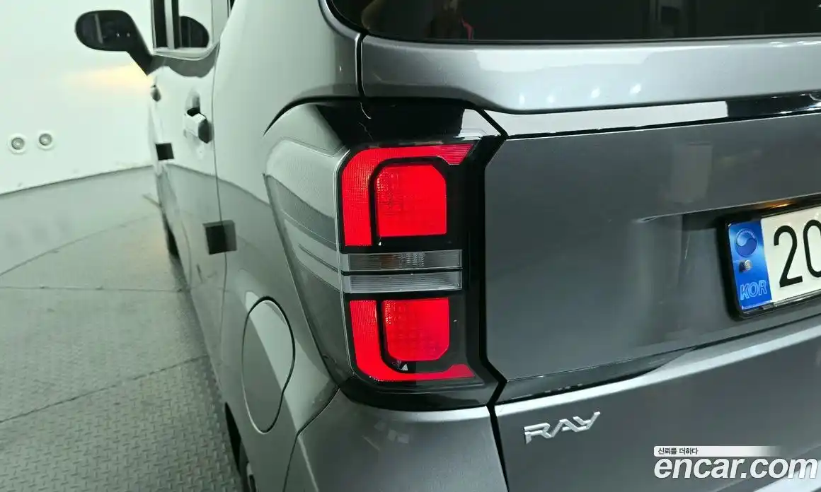 Kia Ray 2023 1.0 гидро в Москве № 2124356, фото 9