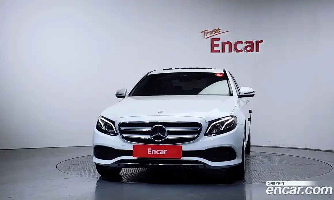 Mercedes-Benz E-Class 2018 1.9 гидро в Москве № 2124465, фото 3
