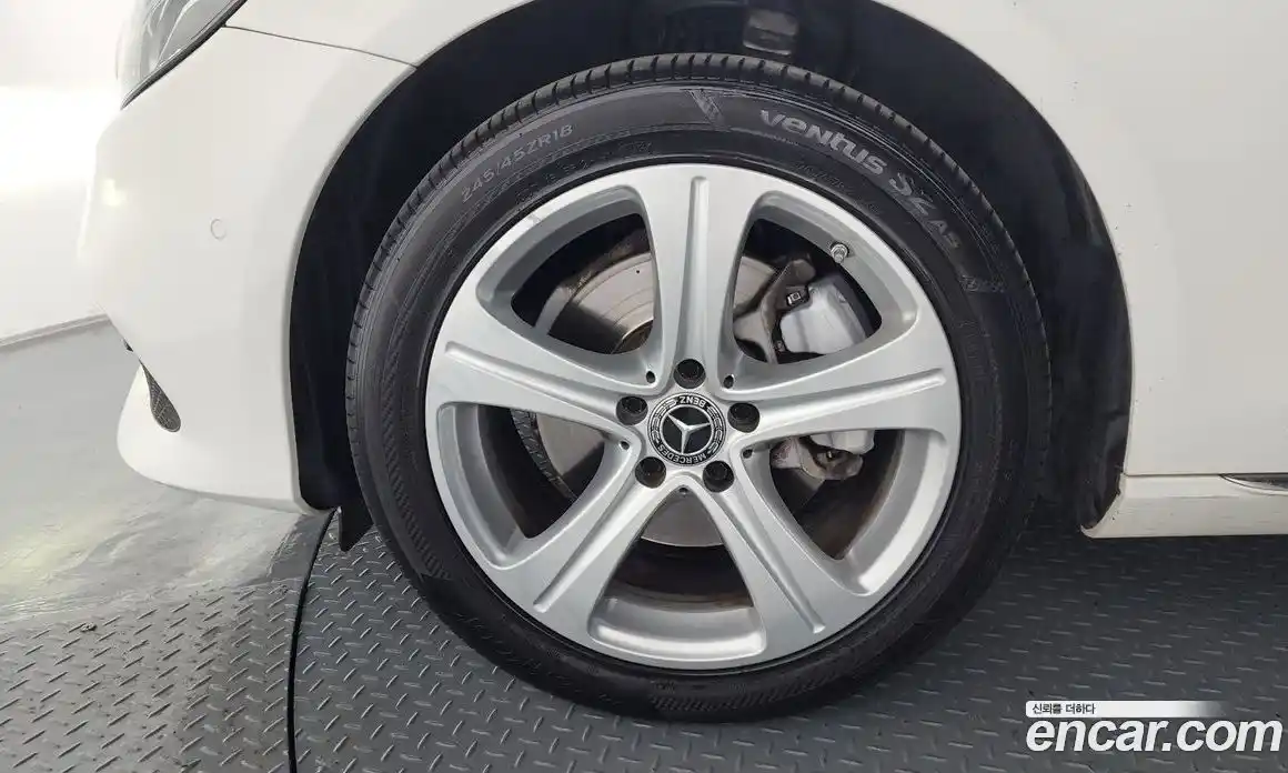 Mercedes-Benz E-Class 2018 1.9 гидро в Москве № 2124465, фото 5