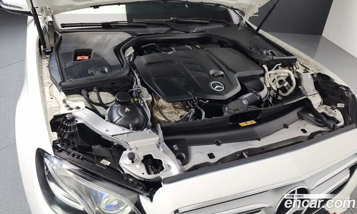 Mercedes-Benz E-Class 2018 1.9 гидро в Москве № 2124465, фото 6