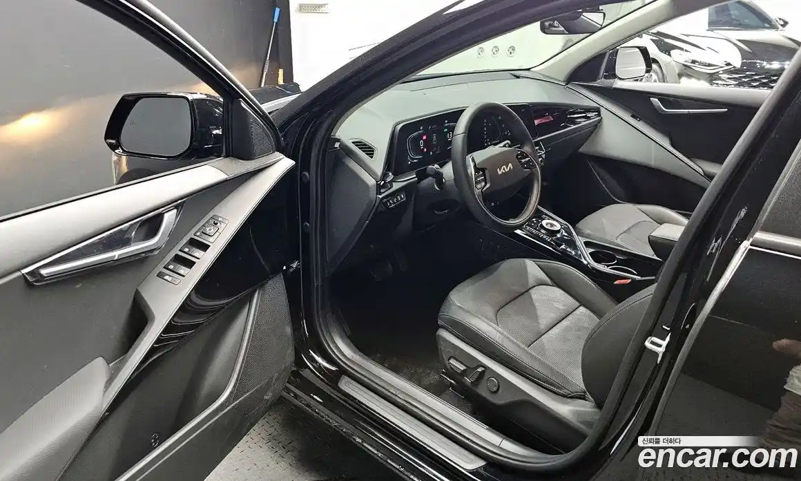 Kia Niro 2025 1.6 гидро в Москве, фото 10