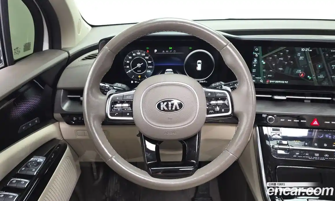 Kia Canival 2021 3.5 гидро в Москве, фото 19
