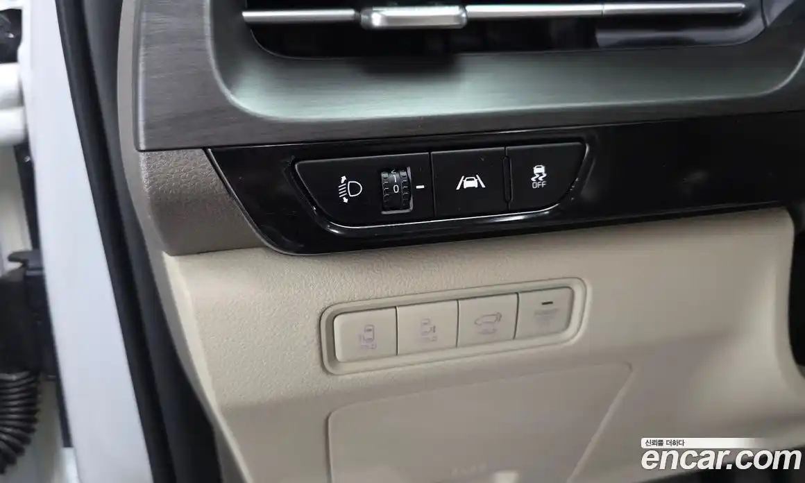 Kia Canival 2021 3.5 гидро в Москве, фото 24