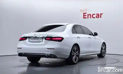 Mercedes-Benz E-Class 2023 2.0 гидро в Москве, миниатюра 2