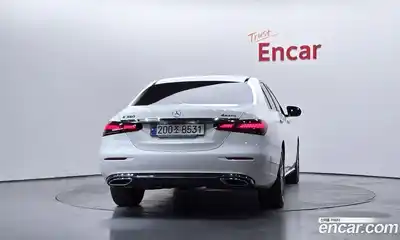Mercedes-Benz E-Class 2023 2.0 гидро в Москве, миниатюра 4