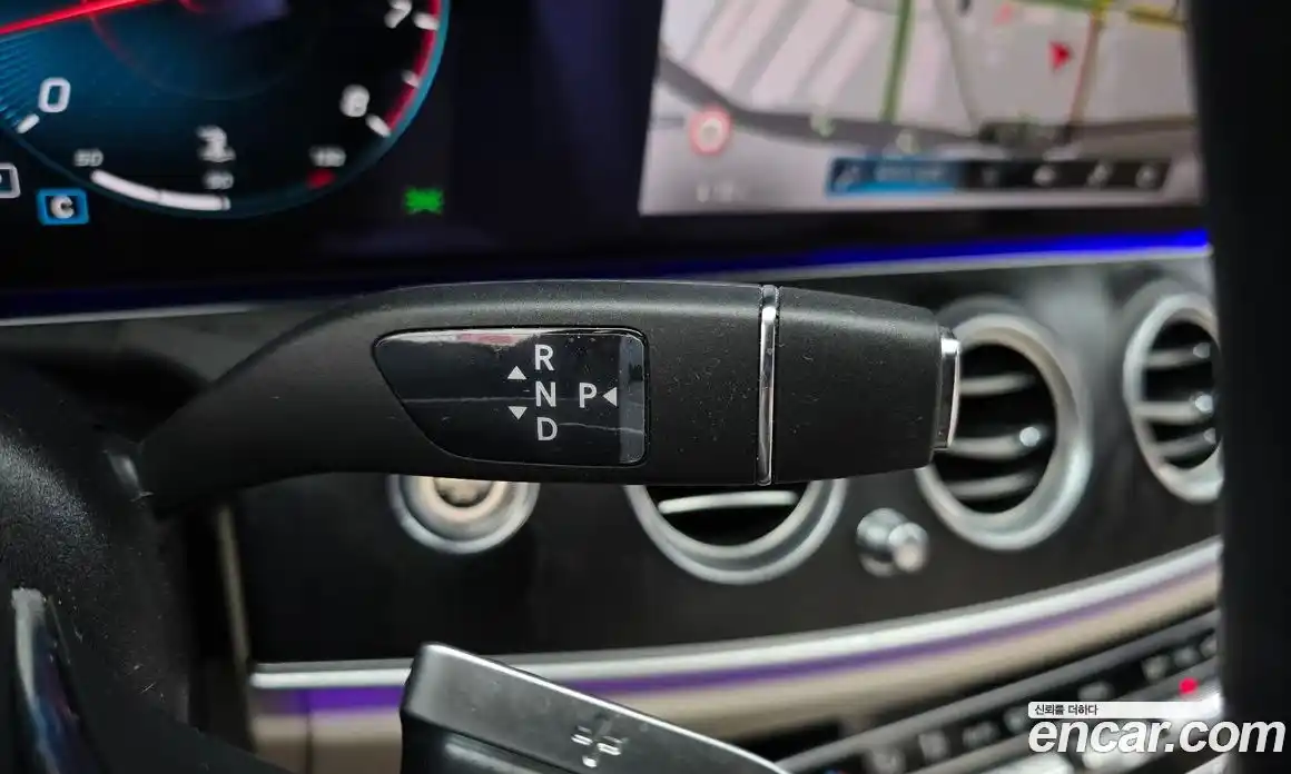 Mercedes-Benz E-Class 2023 2.0 гидро в Москве, фото 9
