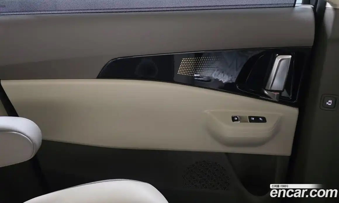 Kia Canival 2025 3.5 гидро в Москве, фото 15
