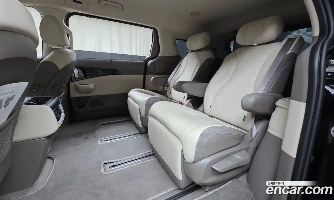Kia Canival 2025 3.5 гидро в Москве, фото 18