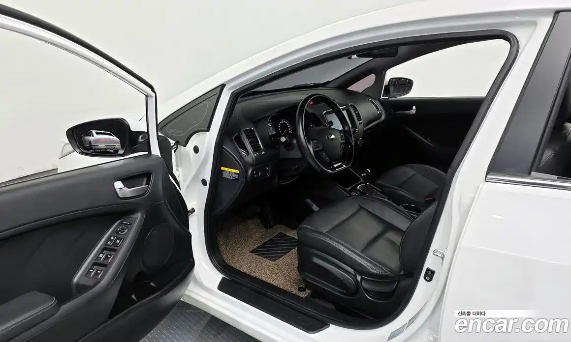 Kia K3 2017 1.6 гидро в Москве № 2124904, фото 13